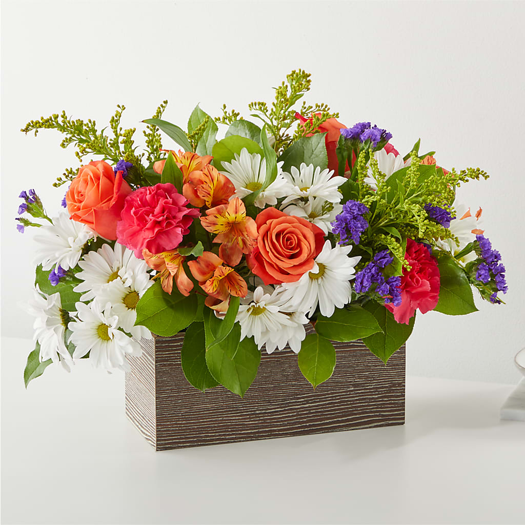 Oopsie Daisy Box Bouquet – AKIKO'S FLORAL ARTS, Wellsboro PA