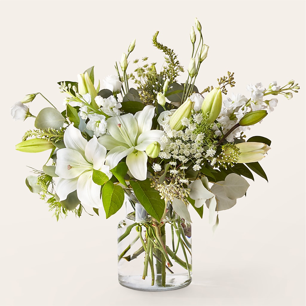 Alluring Elegance Bouquet – AKIKO'S FLORAL ARTS, Wellsboro PA