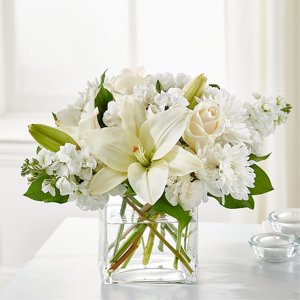 Gentle Breeze Bouquet – AKIKO'S FLORAL ARTS, Wellsboro PA