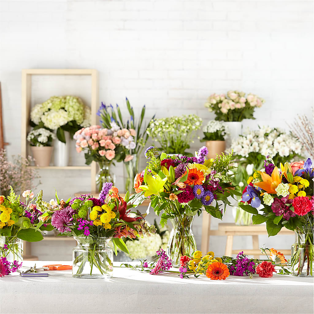 Bold & Bright – A Florist Original – AKIKO'S FLORAL ARTS, Wellsboro PA