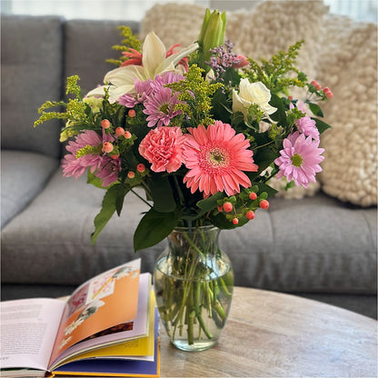 Pastel Tradition - A Florist Original – AKIKO'S FLORAL ARTS, Wellsboro PA